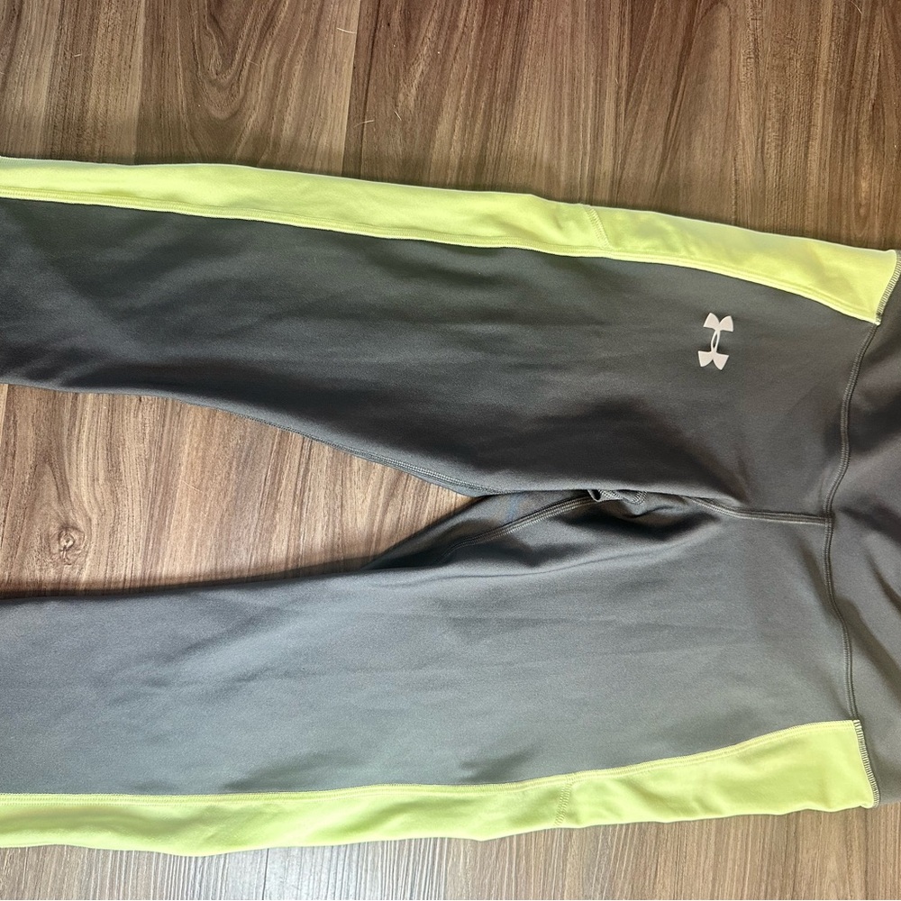 Under Armour HeatGear Compression Capri Leggings Gray Neon Green Women’s Large - Picture 2 of 12